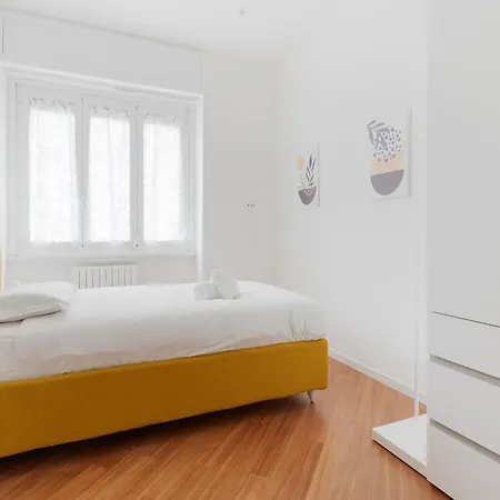 Guesthost - Mm Sant'agostino Modern Flat * Milano